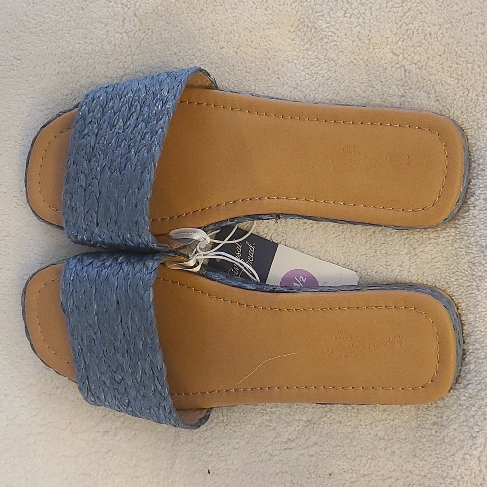 Shoes from universal thread - Picture 5 of 10